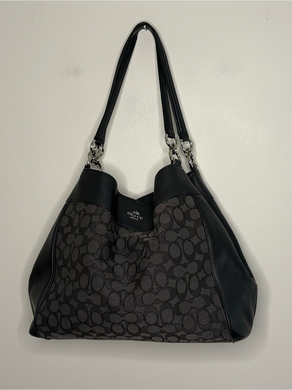 COACH Purse Black Grey Lexy Outlined Jacquard Signature Tote Bag F57612